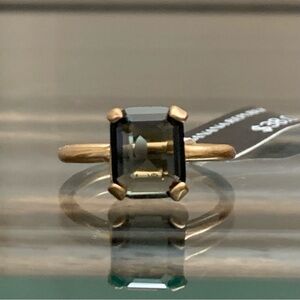 Banana Republic grey stone ring.